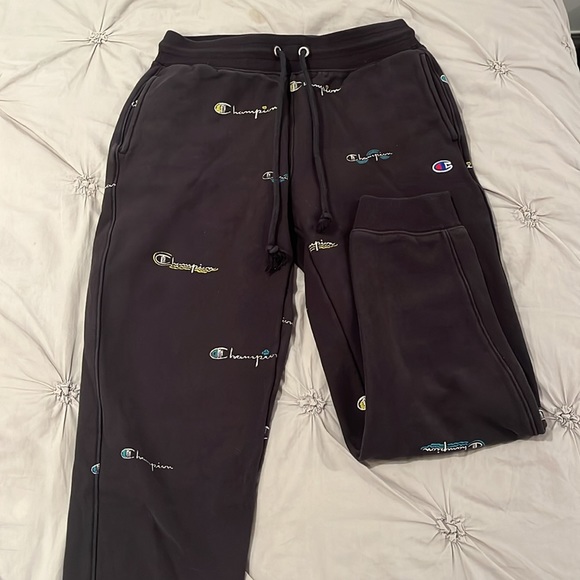 CHAMPION Sweatpants - Picture 2 of 7